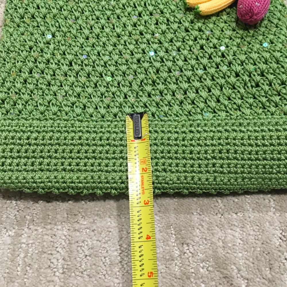 The Sak Vtg Green Sequin Crochet Shoulder Bag with Removeable Bag Fruit Charm - Picture 10 of 11